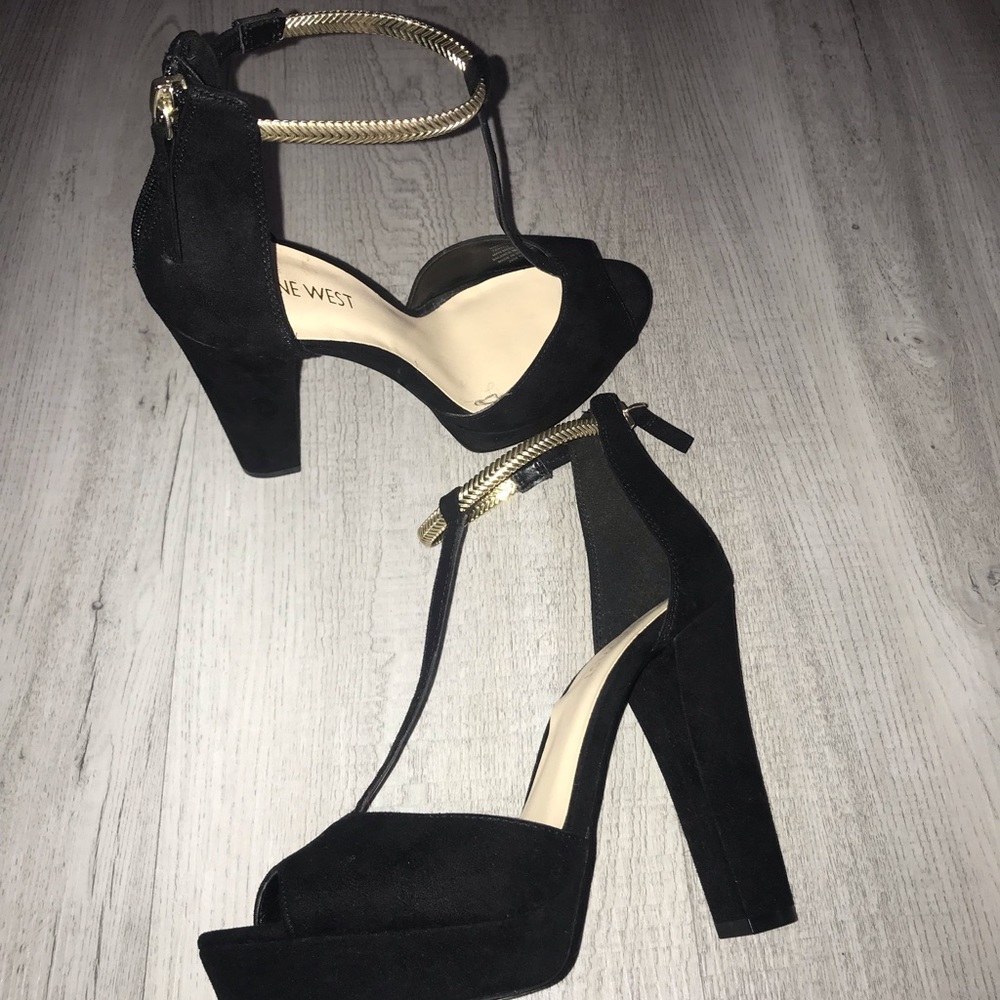 Nine West Black High Heel w/ Gold Zipper